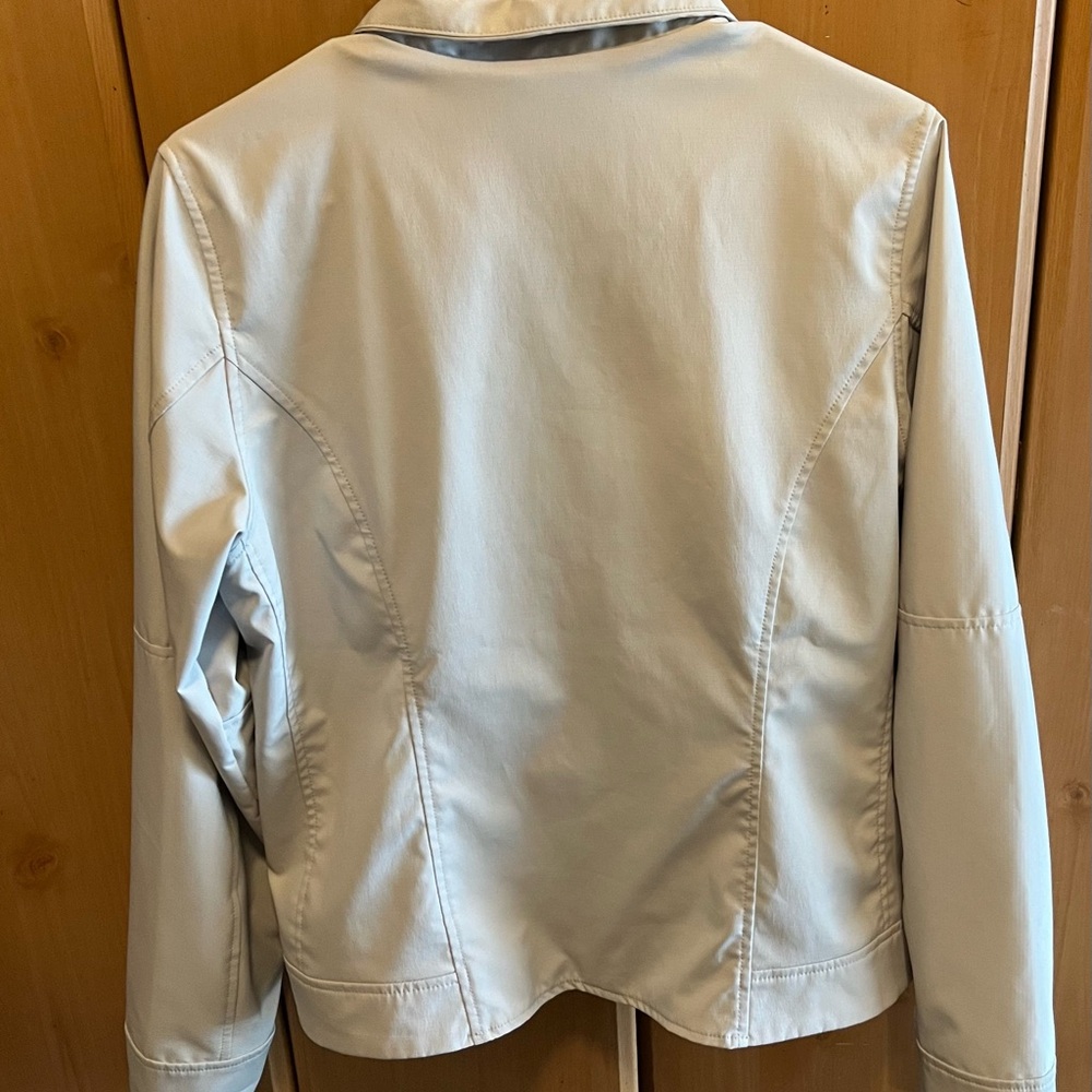 Marmot Light Gray Zip-Up Jacket - image 3